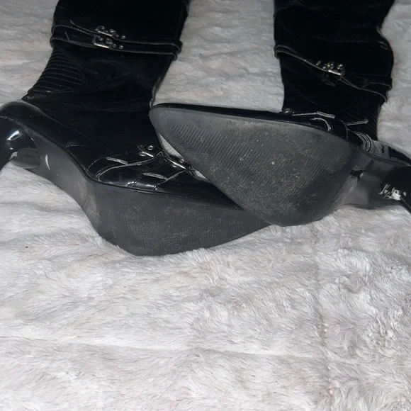 Goth Shiny Black Over the Knee Stiletto Boots - Picture 4 of 9